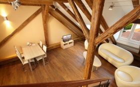 Čtyřlůžkový apartmán s mezonetem a terasou (2 samostatné ložnice): 56 - 90 m²